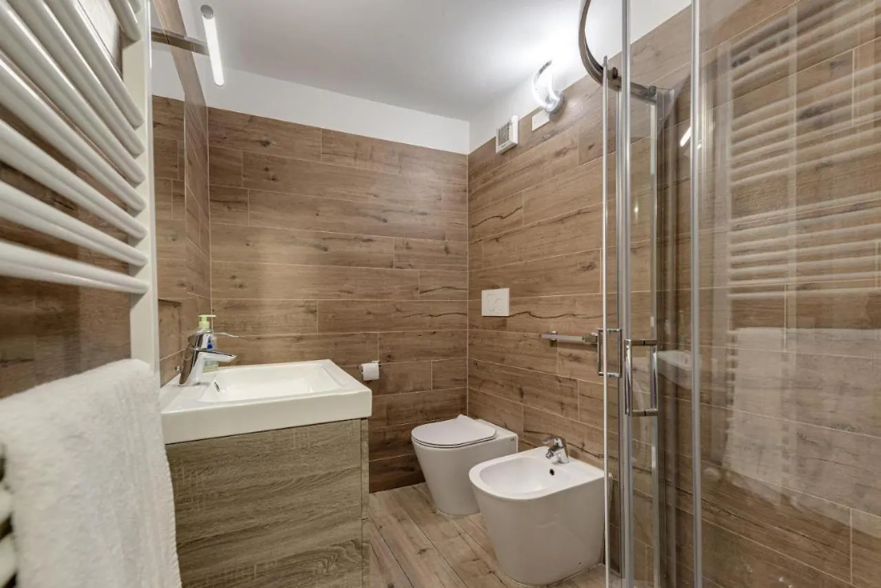 Nettuno Luxuryh - Bolognacentro Duomo Rooms And Suites 0*, Bologna Italy